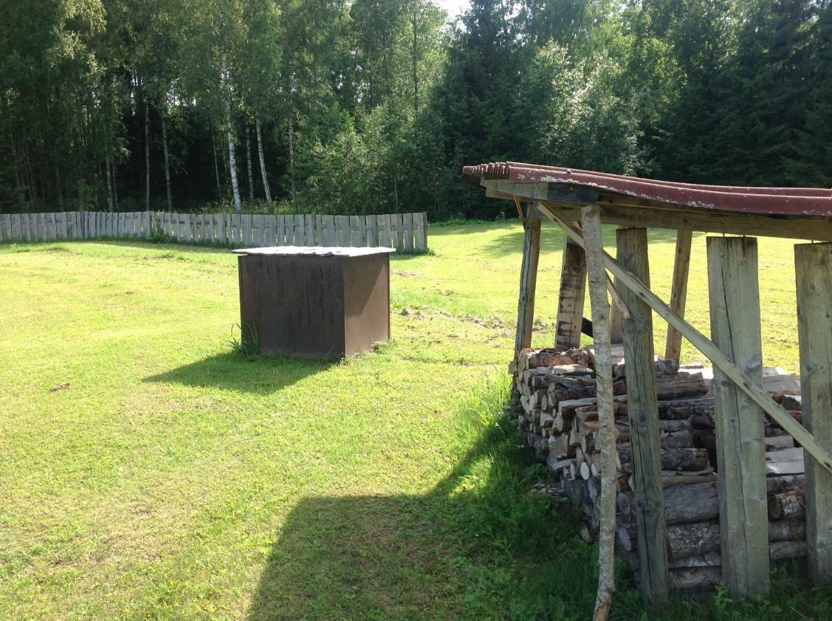 Ezmalas Rembate Exteriör bild