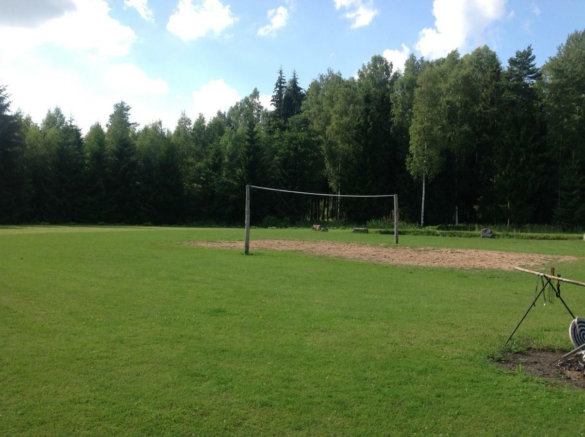 Ezmalas Rembate Exteriör bild