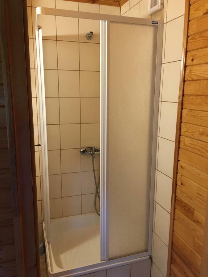 Ezmalas Rembate Exteriör bild