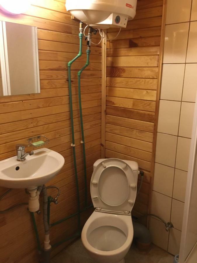 Ezmalas Rembate Exteriör bild